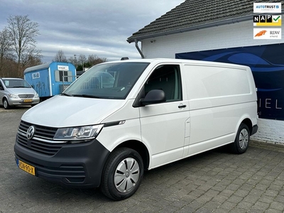 Volkswagen Transporter 2.0 TDI L2H3 28 / AIRCO / NAVIGATIE