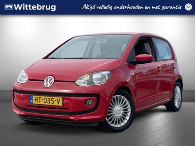 Volkswagen up! 1.0 high up! BlueMotion | Cruise Control | Stoelverwarming | Portable navigatie |