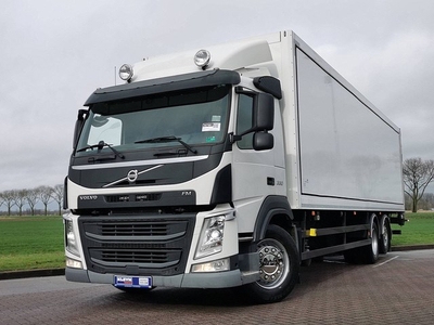 VOLVO FM 330 6x2*4 2.5t lift