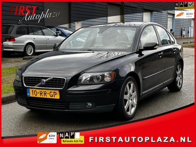 Volvo S40 2.4 Momentum LPG-G3 AIRCO/LEDER/CRUISE KOOPJE !