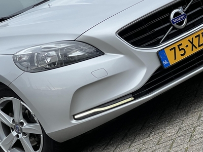 VOLVO V40 1.6 D2 Momentum - Bright Silver - 1e eigenaar!