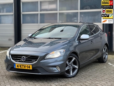 Volvo V40 1.6 D2 R-DesignPanoCruiseDistr