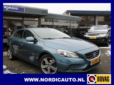 Volvo V40 1.6 T4 SUMMUM / LEDER- NAVIGATIE- CLIMA- XENON