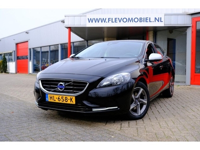 Volvo V40 2.0 D2 Summum Leder1e EigNaviStoelverwLMV