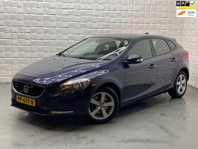 Volvo V40 2.0 D3 Kinetic CRUISE 6BAK