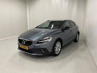 Volvo V40 Cross Country 1.5 T3 Polar+ Luxury Trekhaak