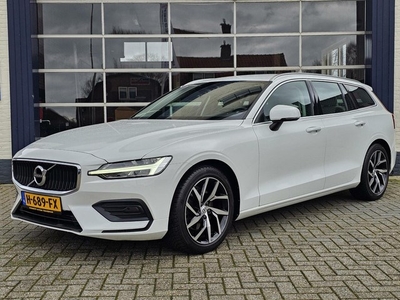 Volvo V60 2.0 T4 Momentum Pro