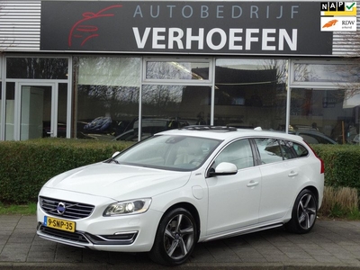 Volvo V60 2.4 D6 AWD Plug-In Hybrid - PANORAMADAK - BLISS - LANE ASSIST - LEDER !