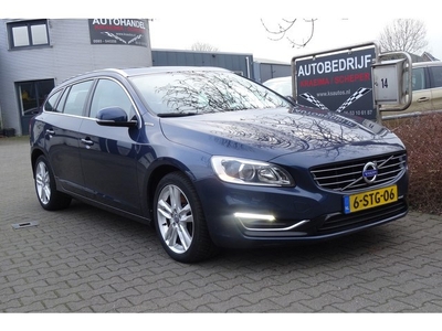 Volvo V60 2.4 D6 AWD Plug-In Hybrid Summum (bj 2013)