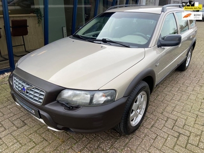 Volvo V70 Cross Country XC70 2.4 T Comfort NL AUTO