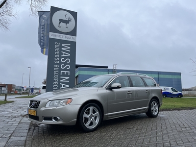 VOLVO V70 D5 205pk Summum | Trekhaak | Leer | Cruise | 5-Cilinder