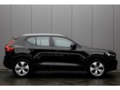 Volvo XC40 T2 Momentum Unieke KM stand