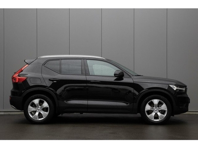 Volvo XC40 2.0 B4 Momentum Business