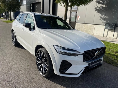 Volvo XC60 2.0 B4 R-Design/NAVI/PANO/22''/CAMERA/VOL LEDER