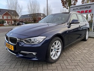 BMW 3 Serie Touring 320i High Executive / Sport leder / Xenon