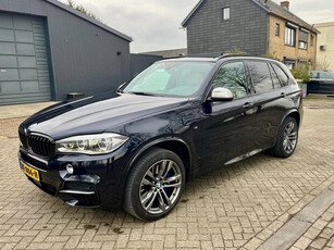 BMW X5 M50d