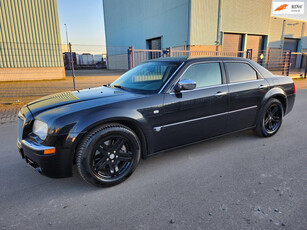 Chrysler 300C 3.5 V6 AUT. *CLIMA*LEER*NAVI*CV*18 INCH