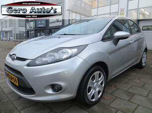 Ford Fiesta 1.25 ghia 5 deurs airco ecc ,elek pakket