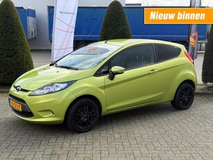 Ford Fiesta 1.25 LIMITED / AIRCO SPORTVELGEN UNIEKE KLEUR