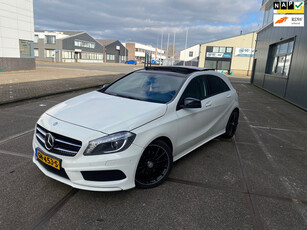 Mercedes-Benz A-klasse 180 Ambition/AMG pakket/automaat/nap/3e EIG/dealeronderhouden/1jaar apk/navi/pano/volle opties.