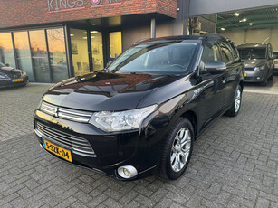 Mitsubishi Outlander 2.0 PHEV Instyle Schuifdak Leder Trekhaak compleet onderhouden