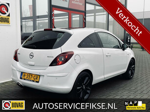 Opel Corsa 1.2 BLACK & WHITE LIMITED EDITION | PANODAK |