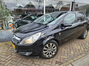 Opel Corsa 1.4-16V '111' Edition, all seasonbanden,pioneer carplay