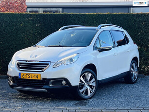 Peugeot 2008 1.6 VTi Féline | Glazen dak | Trekhaak | PDC