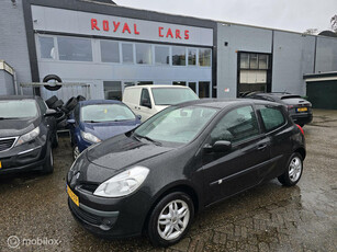 Renault Clio 1.2-16V Authentique / Airco / APK 1 jaar /