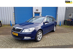 Skoda Octavia Combi 1.4 TSI Greentech Elegance Business Line. Nieuwe Apk.