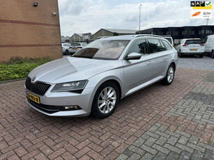 Skoda Superb Combi 1.6 TDI Style Business leder, panorama