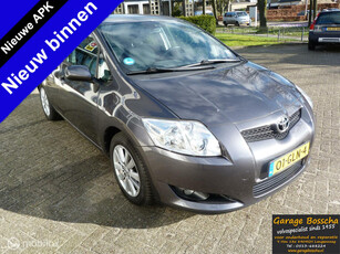 Toyota Auris 1.6-16V Luna Business