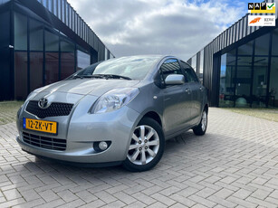 Toyota Yaris 1.3 VVTi Executive Airco Leer NL Auto NAP