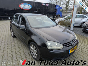 Volkswagen Golf 1.6 FSI Trendline