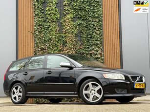 Volvo V50 2.5 T5 Momentum R-Design youngtimer Volledige Historie Orgi. NL NAP