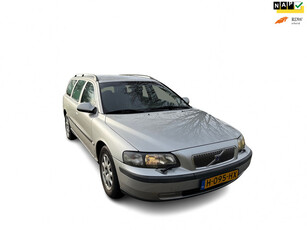 Volvo V70 2.4