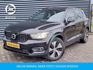 Volvo XC40 T5 Recharge R-Design Plug In Hybrid PHEV | Panodak | Adaptive Cruise | Trekhaak af Fabriek | | Navigatie | Carlay | Stuur/Stoel Verwarming |