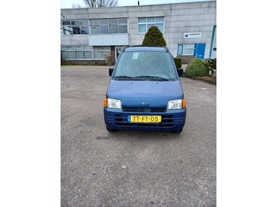 Daihatsu Move 850 X Royal