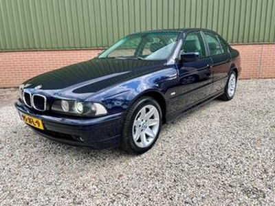 BMW 5-SERIE 530i