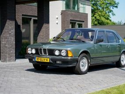 BMW 7-SERIE 735i