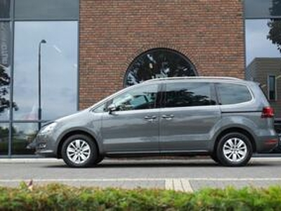 Volkswagen SHARAN 2.0 TDI DSG Highline ACC, Panoramadak, Achteruitrijcamera, Trekhaak