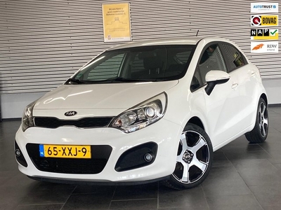 Kia Rio 1.2 CVVT Luxe uitv. Vol ond. Xenon LED 5DRS