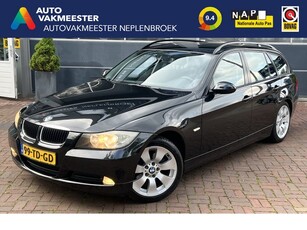 BMW 3 Serie Touring 318i youngtimer Bj 2006 130PK Dealer