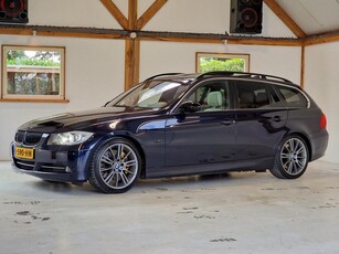 BMW 3-serie Touring 335xi (Panodadak / Sportstoelen / Leder