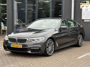 BMW 5-serie 530i High Executive/1STE