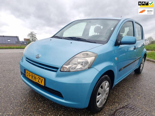 Daihatsu Sirion 2 1.3-16V Comfort/NIW APK/rijd rem schakel perfect/nap/inruil mog !!!