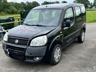 Fiat doblo 1.4 benzine Dubbele schuifdeuren. Airco Duits