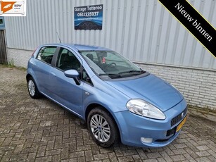 Fiat Punto Grande 1.4 5 deurs alle inruil mogelijk