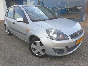 Ford FIESTA-1.3-8V-Futura