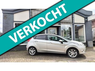 Ford Fiesta 1.4 Trend/ CLIMA/ STOELVERW/ PDC/ USB/ 16 INCH/